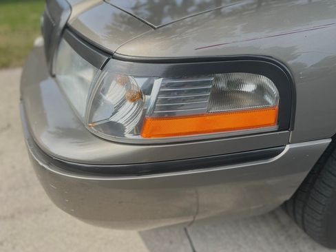 Used 2003 Mercury Grand Marquis GS RWD image 13