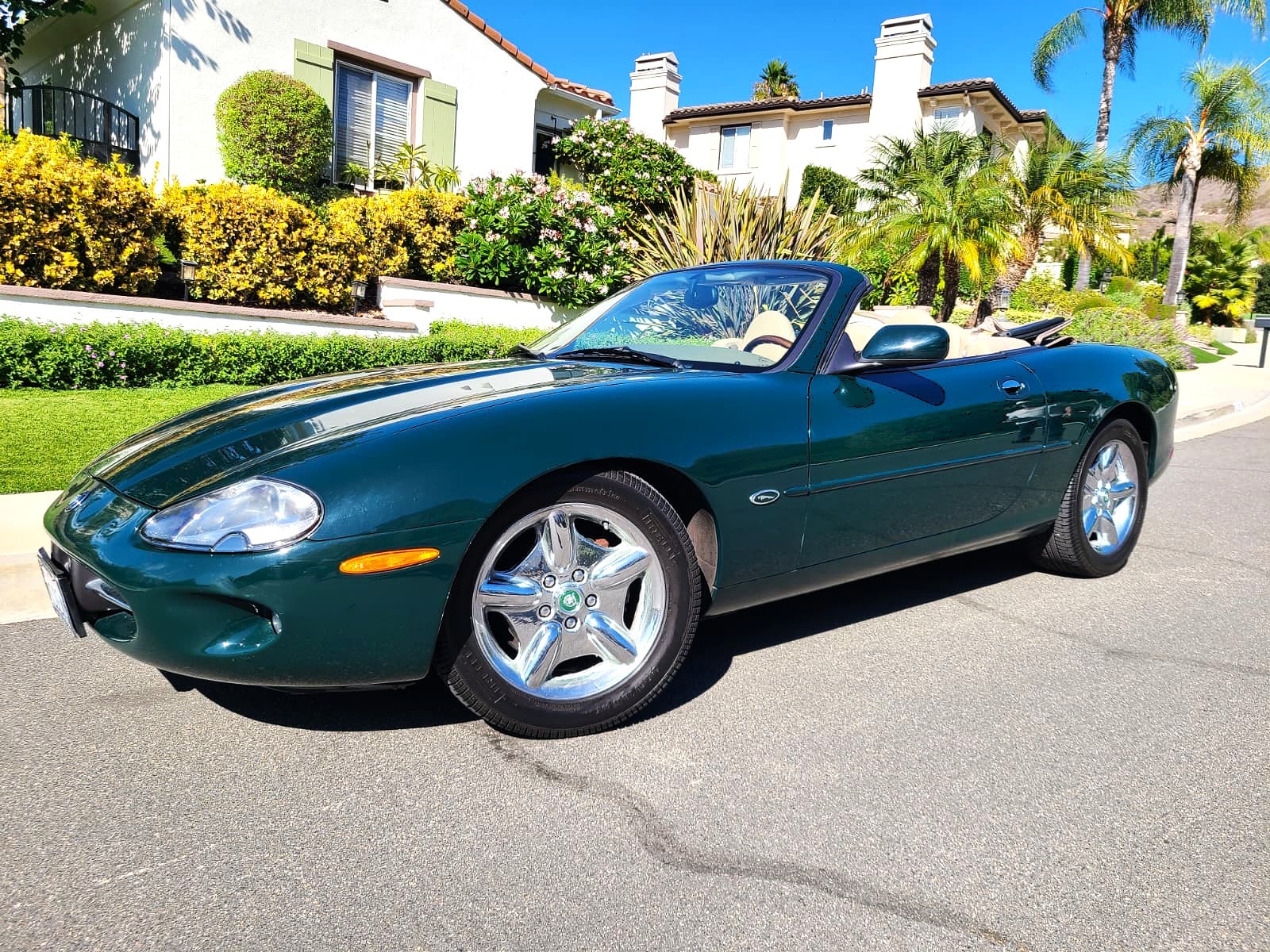Used 1998 Jaguar XK8 Convertible RWD image 1