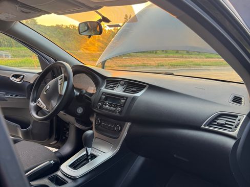 Used 2015 Nissan Sentra S FWD image 12