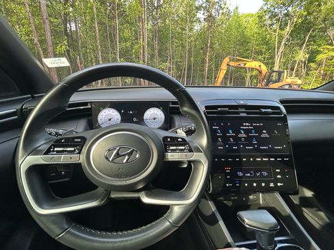 Used 2023 Hyundai Santa Cruz SEL Premium image 22