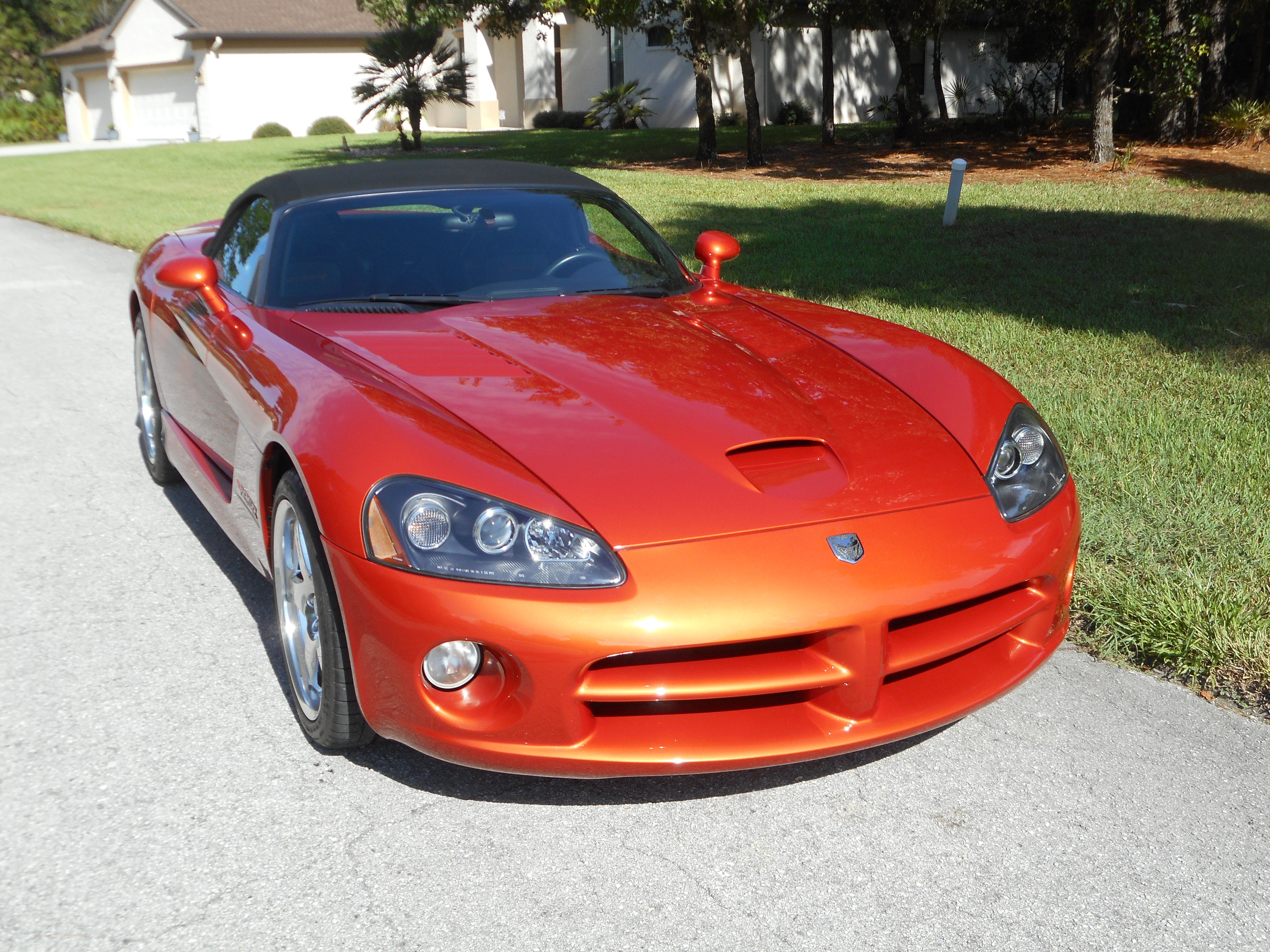 Used 2005 Dodge Viper SRT-10 w/ Copperhead Edition Group RWD image 5