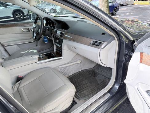 Used 2014 Mercedes-Benz E 350 Sedan image 4