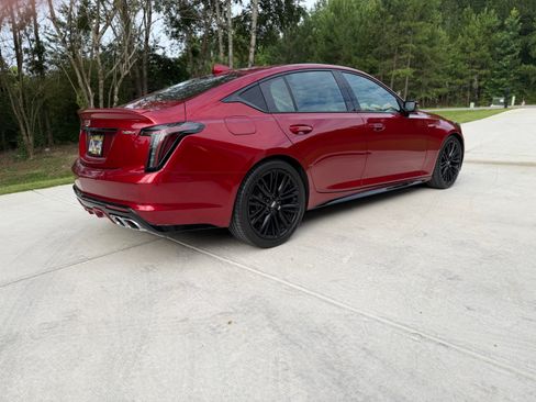 Used 2021 Cadillac CT5 V w/ Premium Package RWD image 4