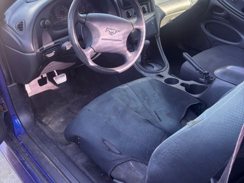 Used 2004 Ford Mustang Coupe image 22