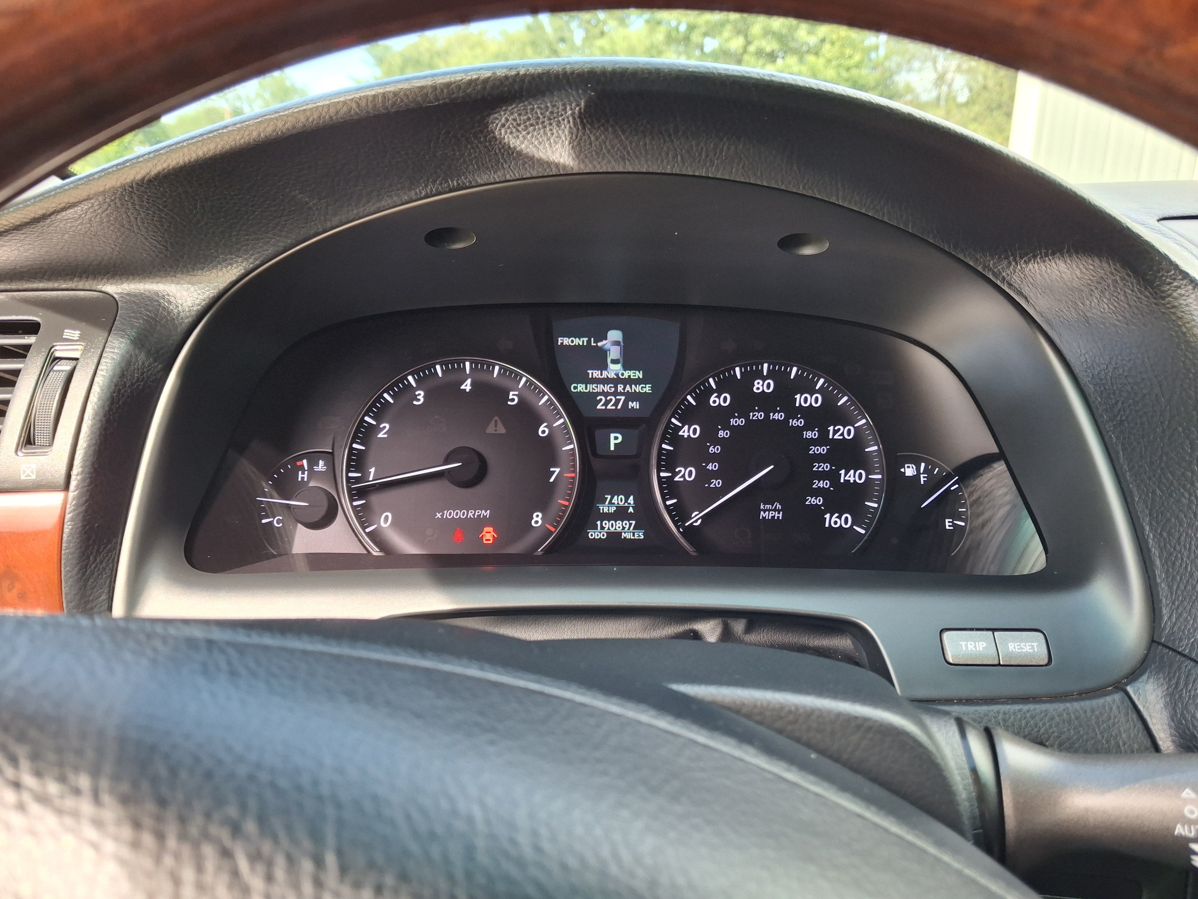 Used 2011 Lexus LS 460 AWD w/ Comfort Pkg image 11