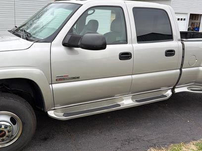 Used 2005 GMC Sierra 3500 SLT w/ Heavy-Duty Power Package