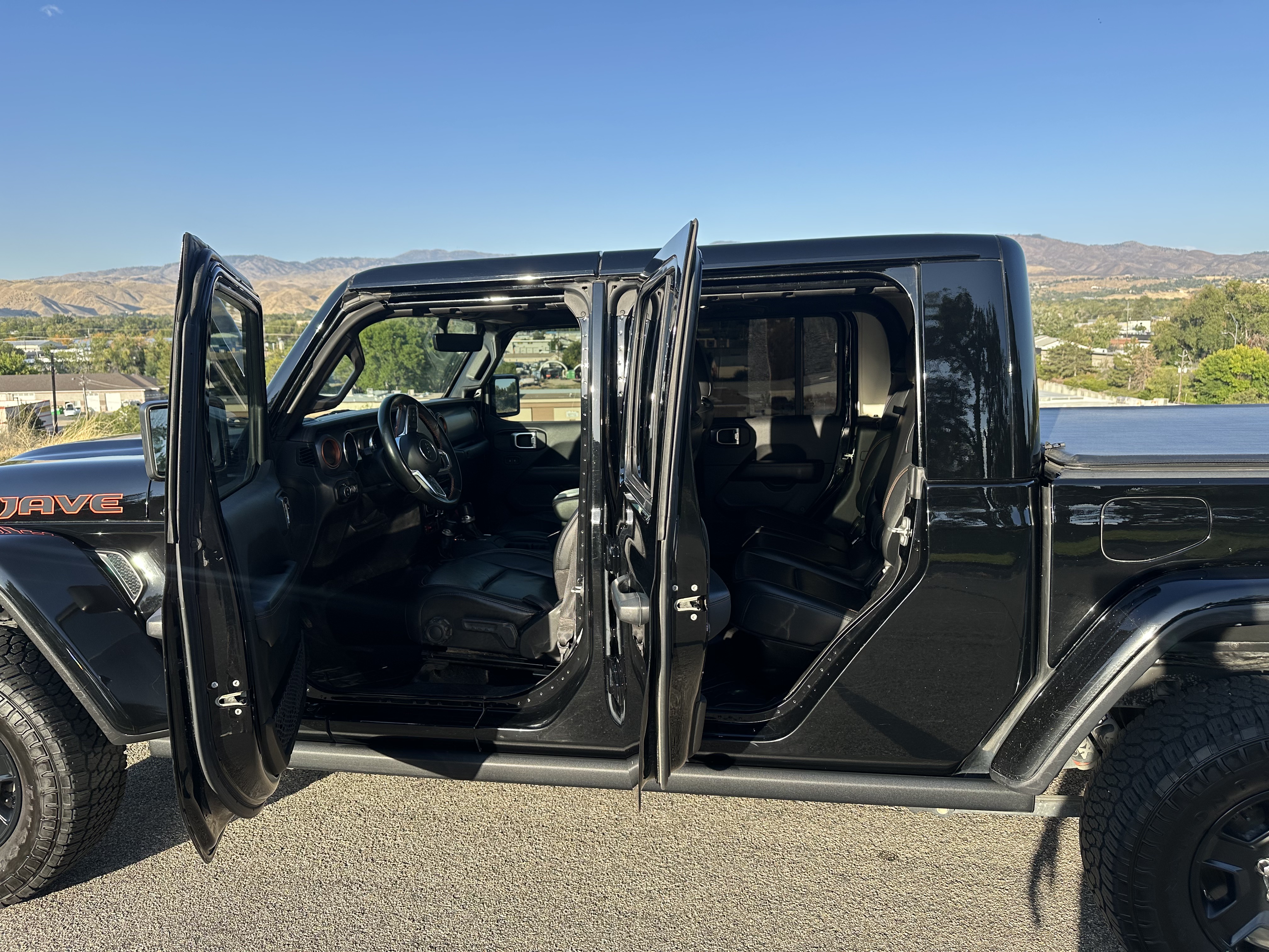 Used 2021 Jeep Gladiator Mojave AWD/4WD image 20