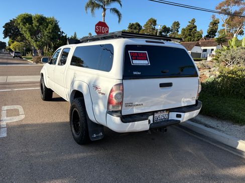 Used 2011 Toyota Tacoma 4x4 Double Cab image 16