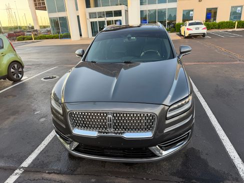 Used 2019 Lincoln Nautilus Reserve w/ Ultimate Package AWD/4WD image 4