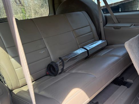 Used 2002 Ford Excursion Limited AWD/4WD image 10