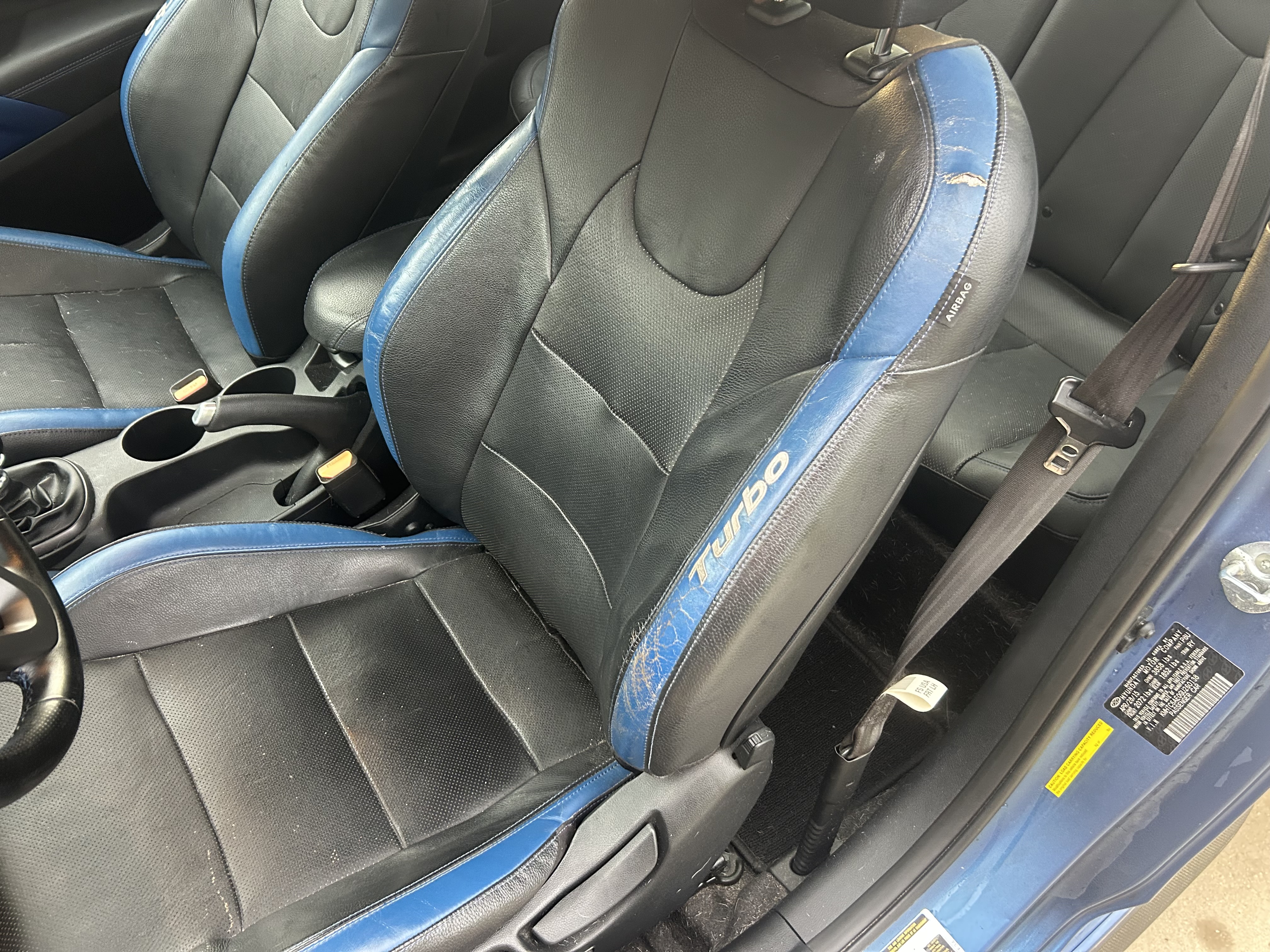 Used 2016 Hyundai Veloster Rally Edition FWD image 8
