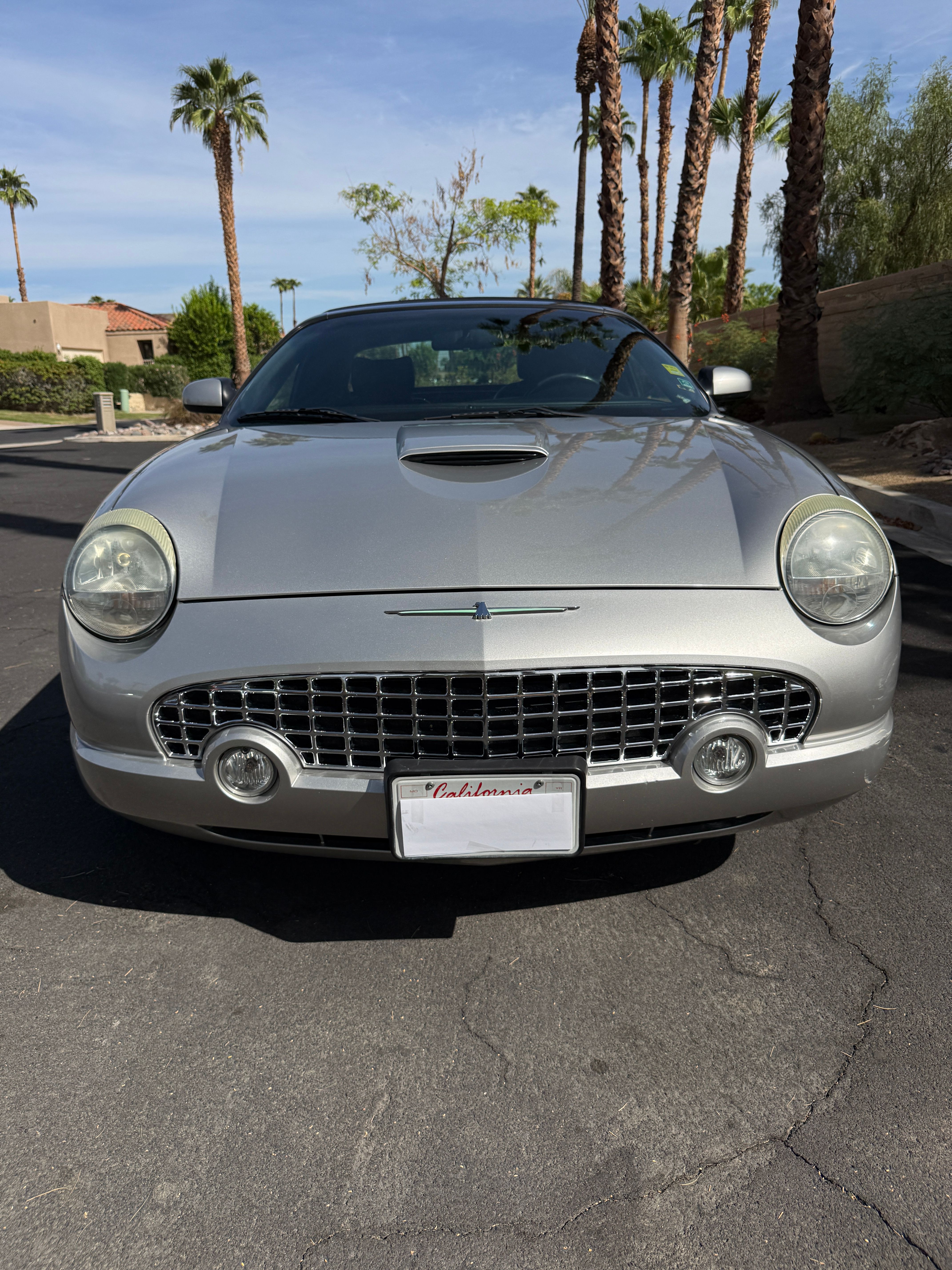 Used 2004 Ford Thunderbird RWD image 2