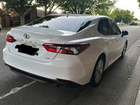 Used 2023 Toyota Camry LE FWD image 5