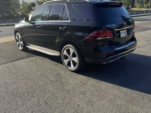 Used 2017 Mercedes-Benz GLE 350 350 4MATIC Sport Utility 4D image 5
