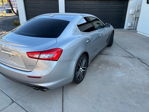 Used 2018 Maserati Ghibli S image 15