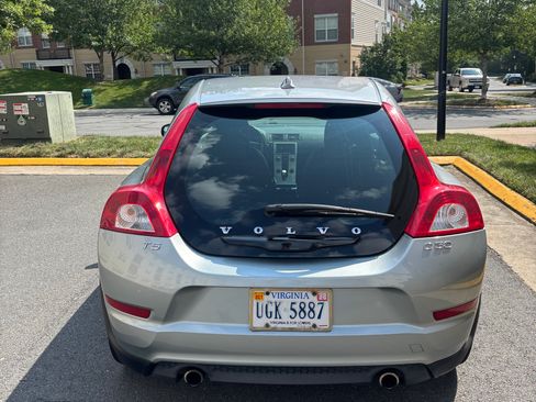 Used 2013 Volvo C30 FWD image 4