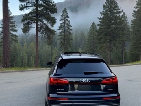 Used 2017 Audi Q7 3.0T Premium Plus image 8