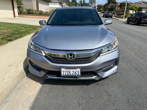 Used 2017 Honda Accord EX-L image 24