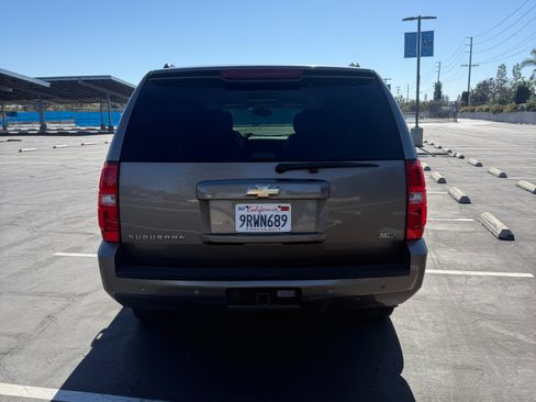 Used 2011 Chevrolet Suburban LT w/ Regional Value Package image 8