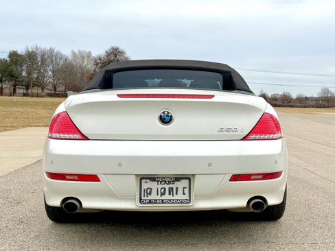 Used 2008 BMW 650i Convertible image 4