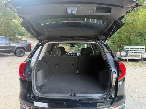 Used 2020 GMC Terrain SLT image 11