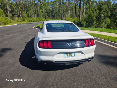 Used 2020 Ford Mustang Premium w/ Equipment Group 201A RWD image 4