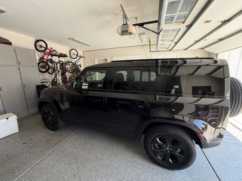 Used 2020 Land Rover Defender 110 S AWD/4WD image 13