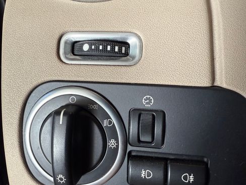 Used 2014 Land Rover LR4 HSE LUX image 26