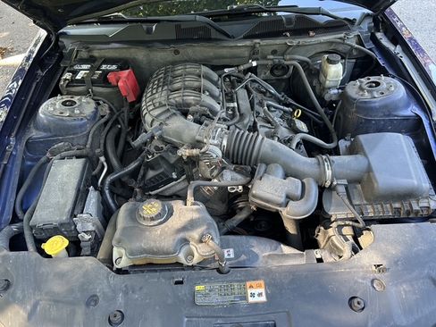 Used 2012 Ford Mustang Premium RWD image 21