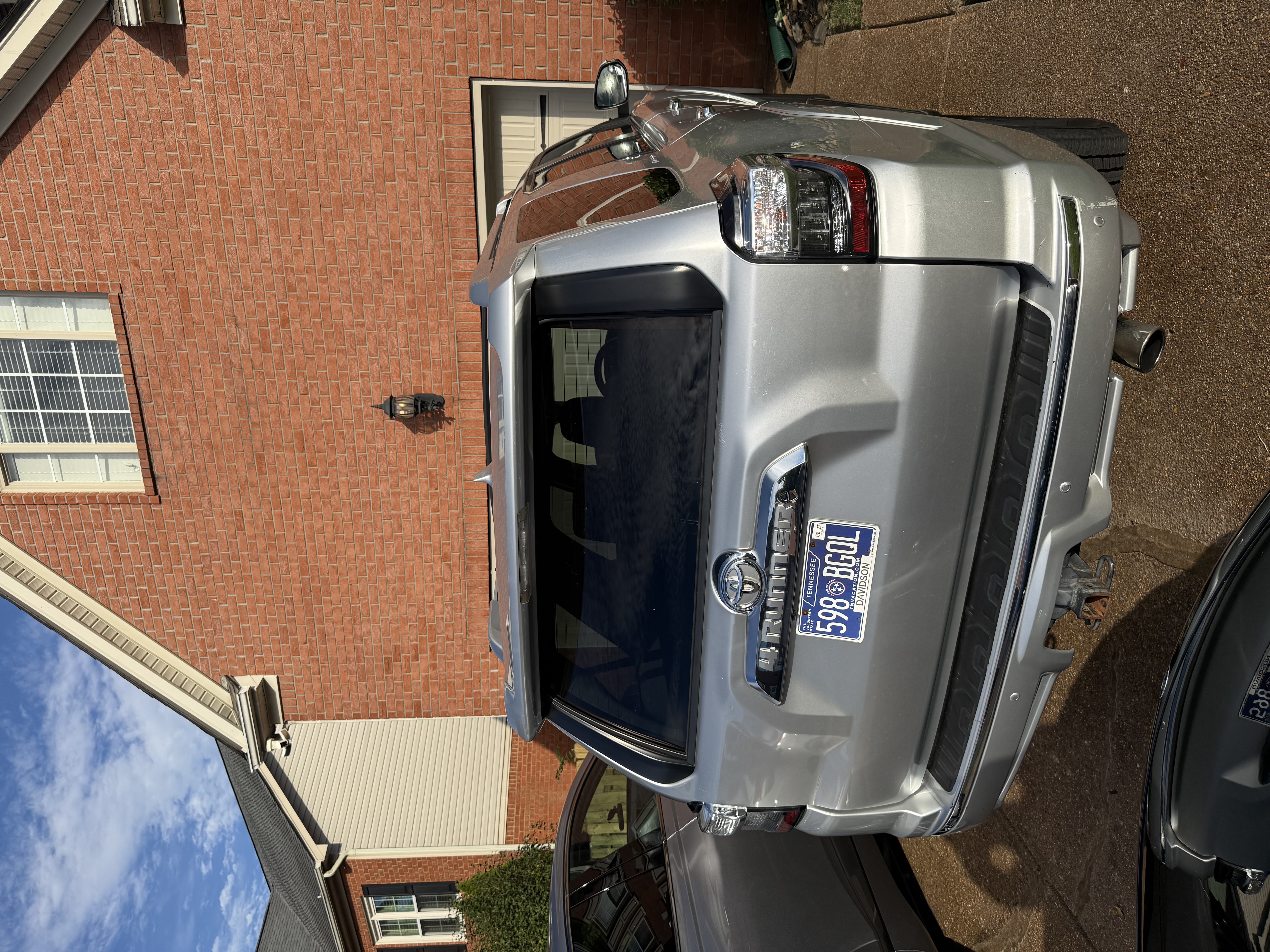 Used 2014 Toyota 4Runner Limited AWD/4WD image 5