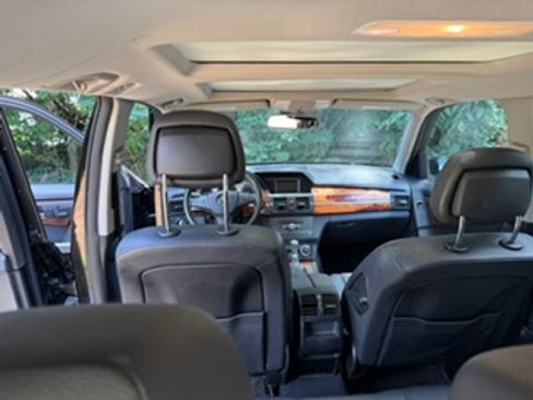 Used 2010 Mercedes-Benz GLK 350 2WD image 29