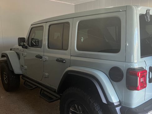 Used 2024 Jeep Wrangler Unlimited Rubicon 392 image 4