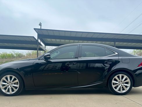 Used 2014 Lexus IS 250 AWD w/ Luxury Package w/Gray Wood image 4