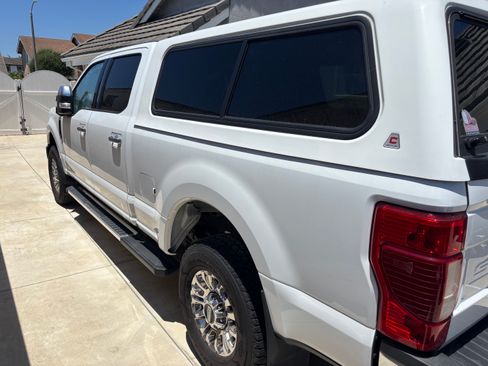 Used 2022 Ford F250 XLT w/ XLT Premium Package AWD/4WD image 8
