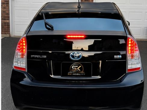 Used 2011 Toyota Prius Three FWD image 15