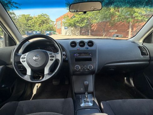 Used 2008 Nissan Altima 3.5 SE FWD image 12
