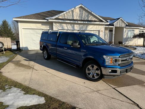 Used 2018 Ford F150 XLT w/ Equipment Group 302A Luxury image 2