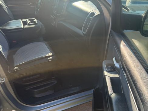Used 2021 RAM 1500 Big Horn AWD/4WD image 16