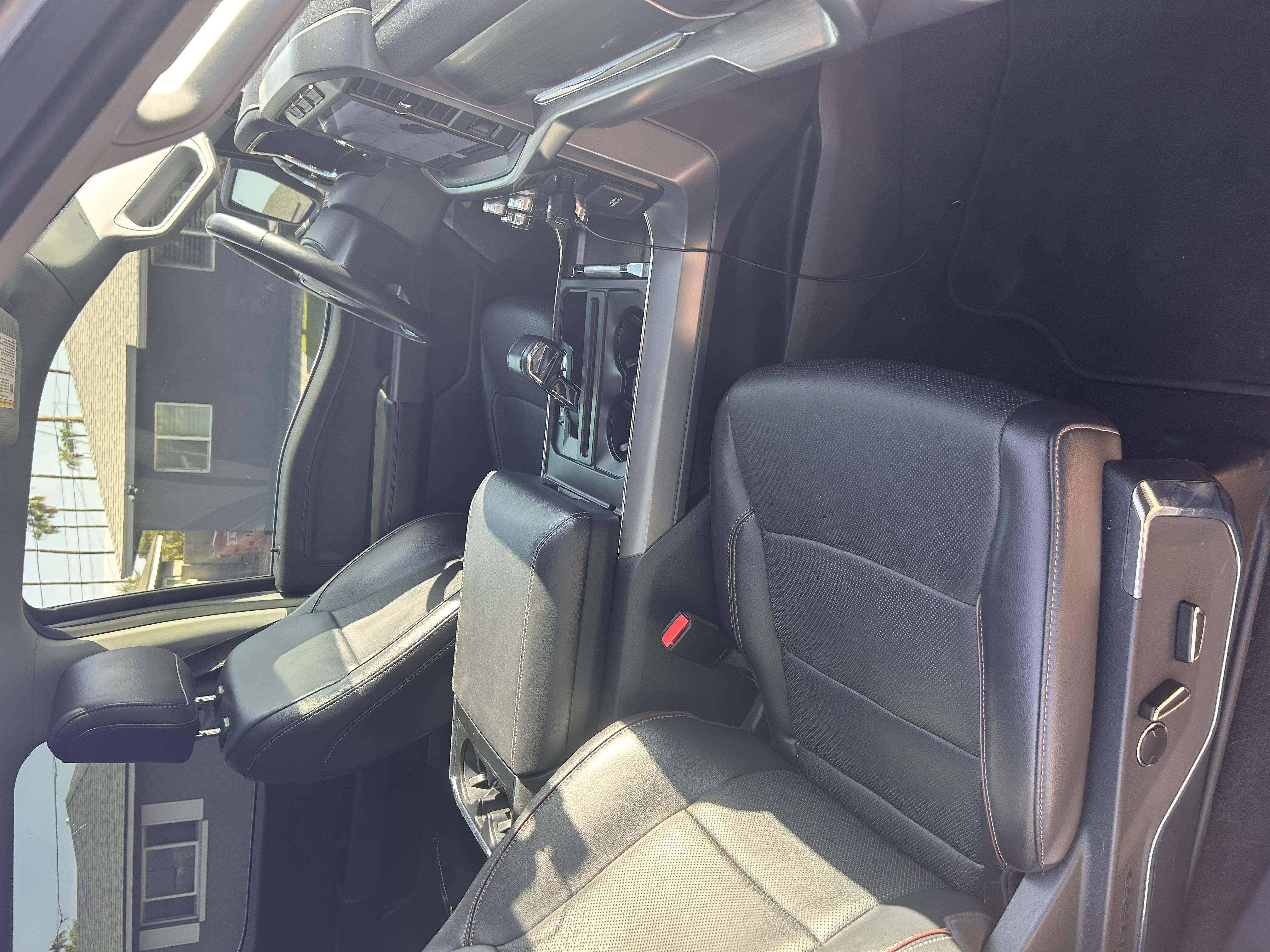 Used 2021 Ford F150 Lariat w/ Equipment Group 502A High RWD image 14