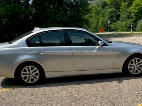 Used 2007 BMW 328i Sedan image 6