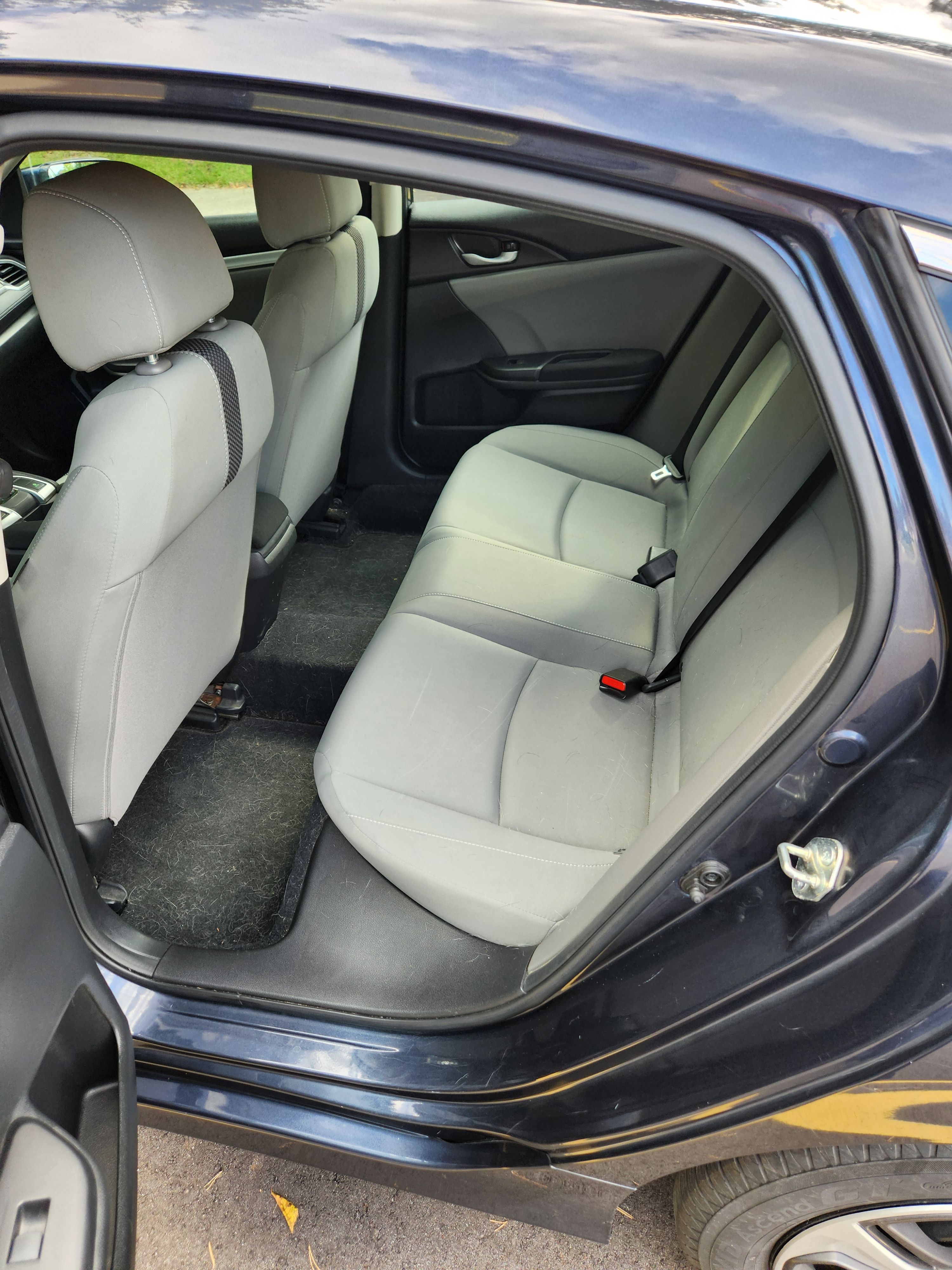Used 2020 Honda Civic LX image 4