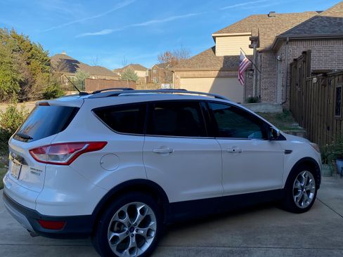 Used 2014 Ford Escape Titanium w/ Equipment Group 401A image 2