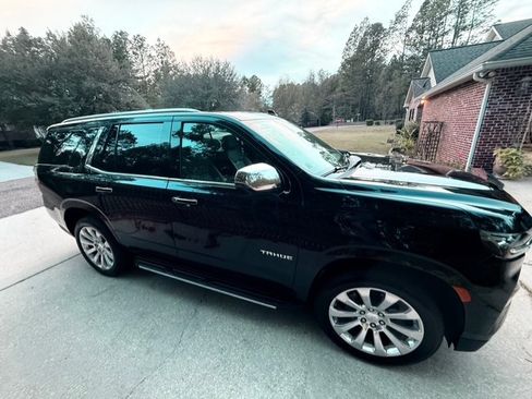 Used 2024 Chevrolet Tahoe Premier w/ Premium Package 2 image 4