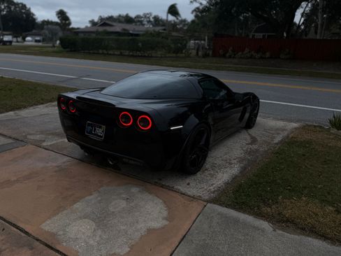 Used 2006 Chevrolet Corvette Z06 w/ Preferred Equipment Group image 9