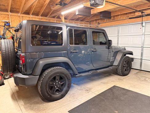Used 2017 Jeep Wrangler Unlimited Sport w/ Quick Order Package 24S image 4