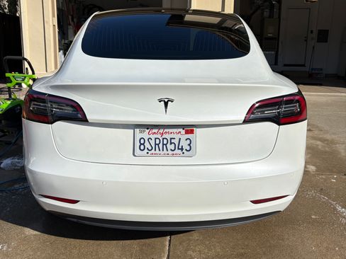 Used 2020 Tesla Model 3 image 5