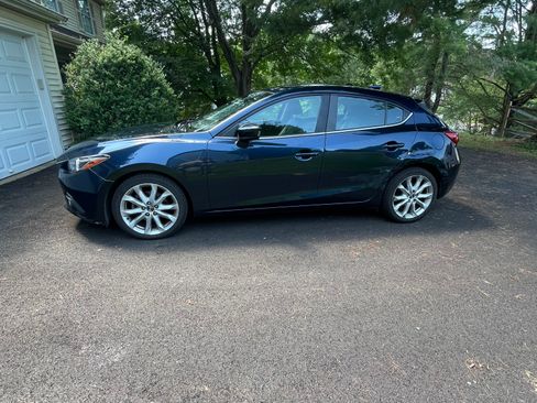 Used 2015 MAZDA MAZDA3 s Grand Touring FWD image 1