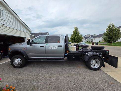 Used 2024 RAM 4500 SLT w/ Quick Order Package 2YG SLT AWD/4WD image 5