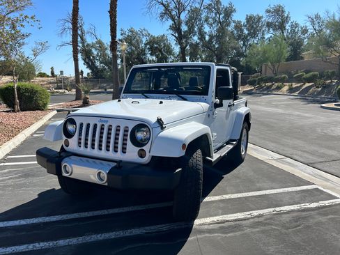Used 2012 Jeep Wrangler Sahara w/ Connectivity Group image 2