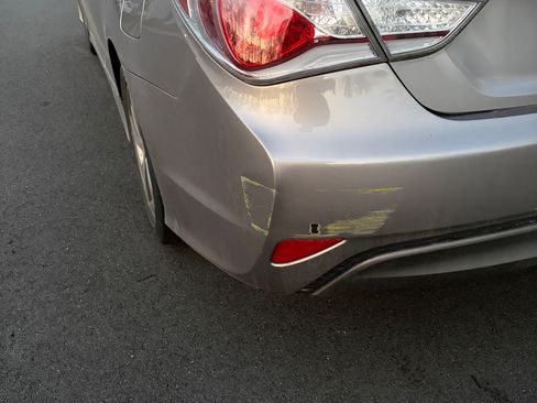 Used 2012 Hyundai Sonata Hybrid Sedan 4D w/ Ultimate Pkg image 2